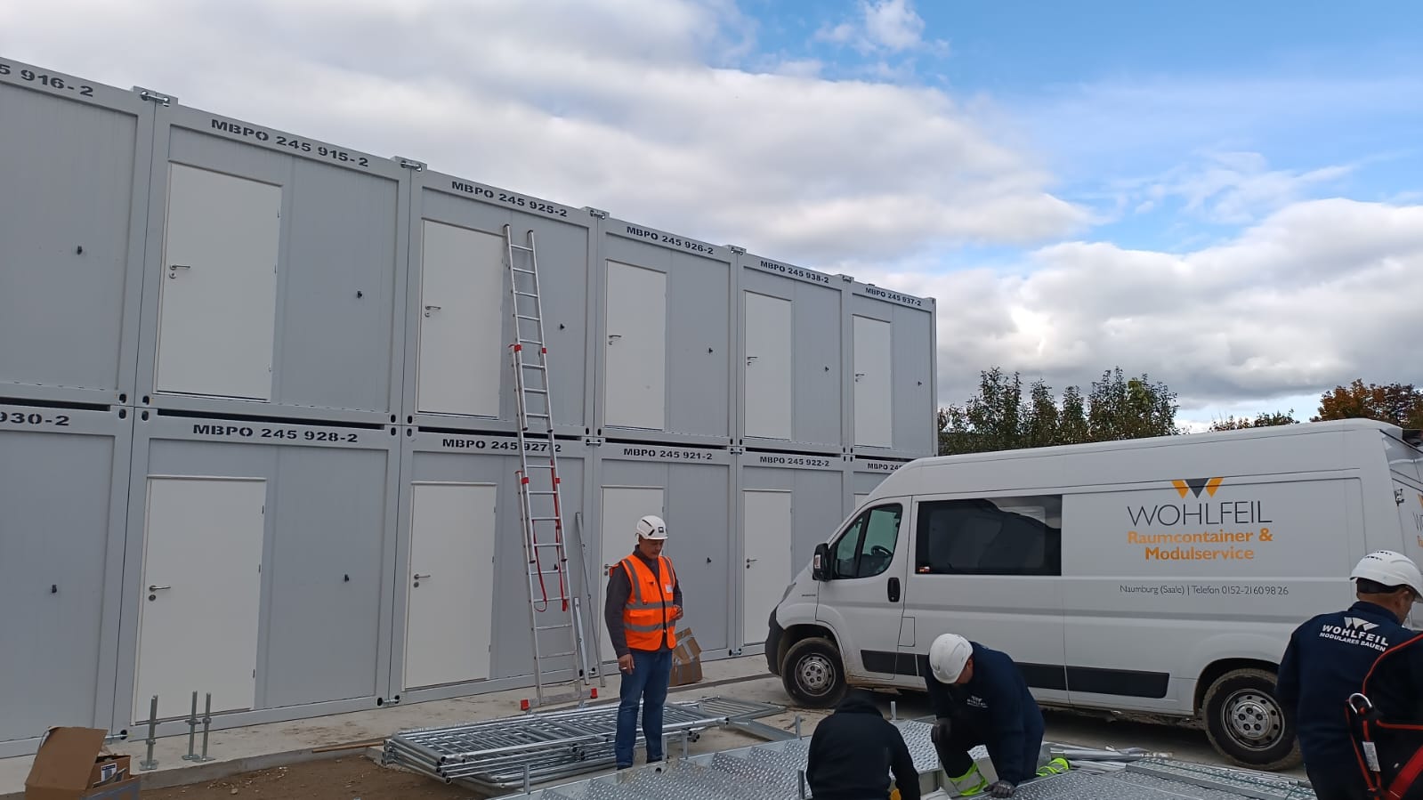Umbau einer Raumcontainer-Anlage in Cottbus – WOHLFEIL